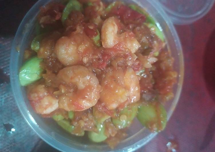 Bagaimana Menyiapkan Sambel Pete udang Anti Gagal