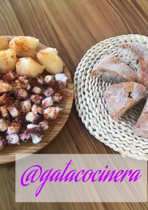 Una foto de Pulpo a la gallega “polbo a feira”