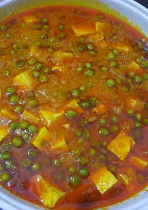 मटर पनीर (Matar Paneer recipe in Hindi) रेसिपी मुख्य फोटो