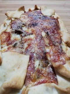 Foto di Torta salata con melanzane, prosciutto e pomodorini 🍆🥓🍅