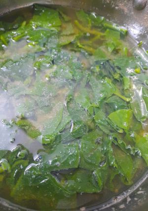 Hình của món Canh mồng tơi nấu đầu tôm.