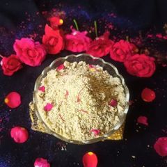 A picture of Thandai powder.