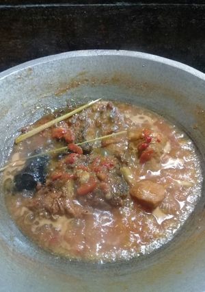 Foto resep Ikan nila masak tomat😋😋