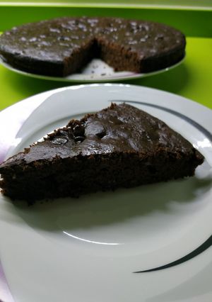 Una foto de Bizcocho de chocolate y plátano 😬🤤