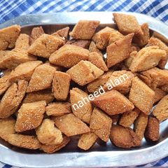A picture of Meethi Khajooren/Mathri.