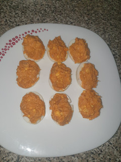 Una foto de Huevos rellenos
