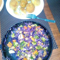 A picture of Potato balls.
