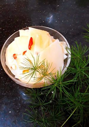 Hình của món Măng muối chua tỏi ớt.