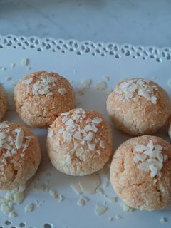 Foto di Biscottini con cocco e mandorle senza burro