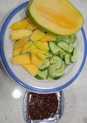 Foto resep Rujak Mangga Timun
