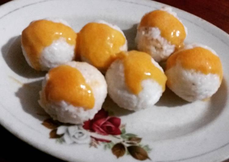 Nasi Kepal Saus Susu