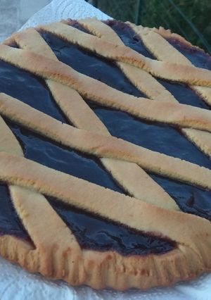 Foto di Crostata con marmellata di ciliegie