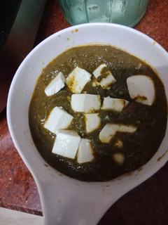 पालक पनीर (Palak Paneer recipe in hindi) रेसिपी मुख्य फोटो