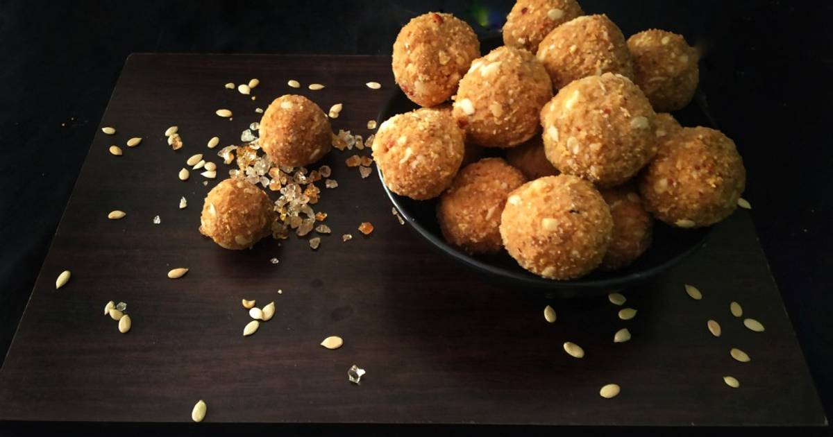 Multigrain Atta Ladoo Recipe by Er. Amrita Shrivastava Cookpad
