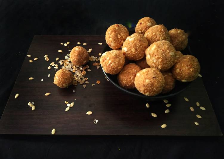 Steps to Make Any-night-of-the-week Multigrain Atta Ladoo