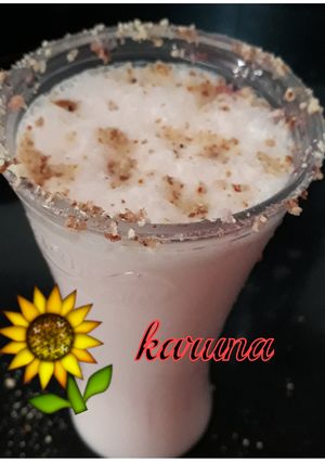 A picture of Rosa lassi.