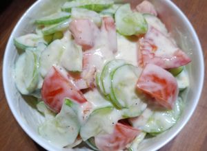 Foto resep Salad tomat dengan yogurt mayones dressing