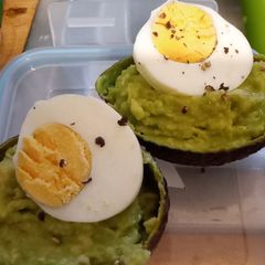 A picture of Avocado 🥑 & boiled egg 🥚delish.😋.