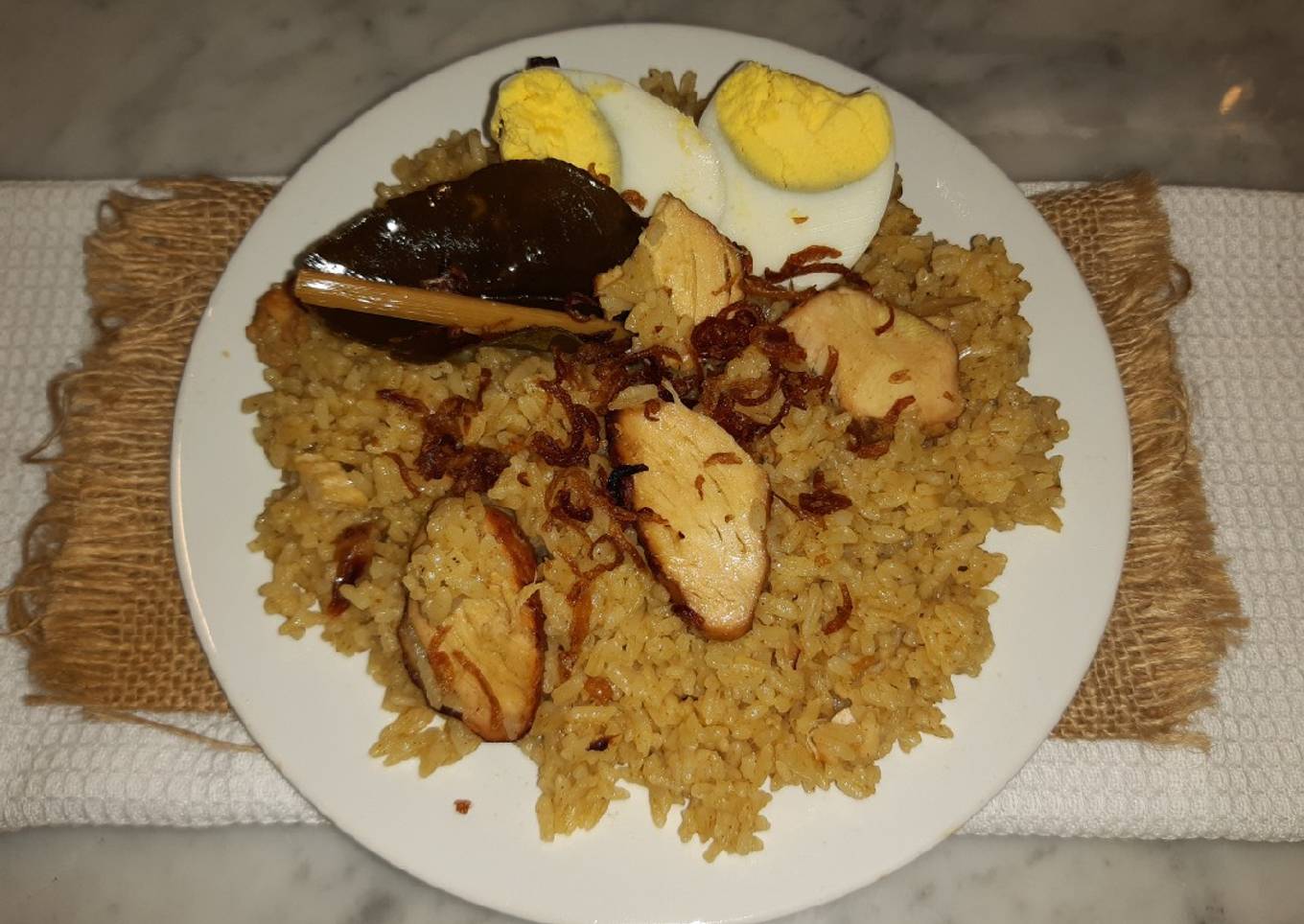 Nasi Gurih Ayam Panggang