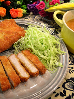 咖喱酥炸豬排(自製蘋果咖喱醬) 的食譜成品照片