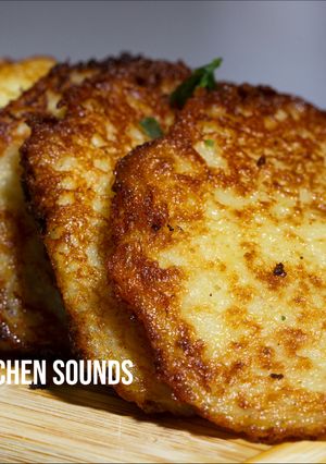 A picture of Potato Pancakes 🥔🥚.