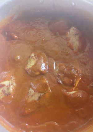 Una foto de Pollo en salsa de tamarindo con adobo a la Mario, s
