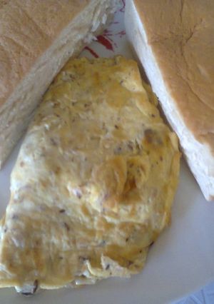 A picture of Agege bread and fried Egg.