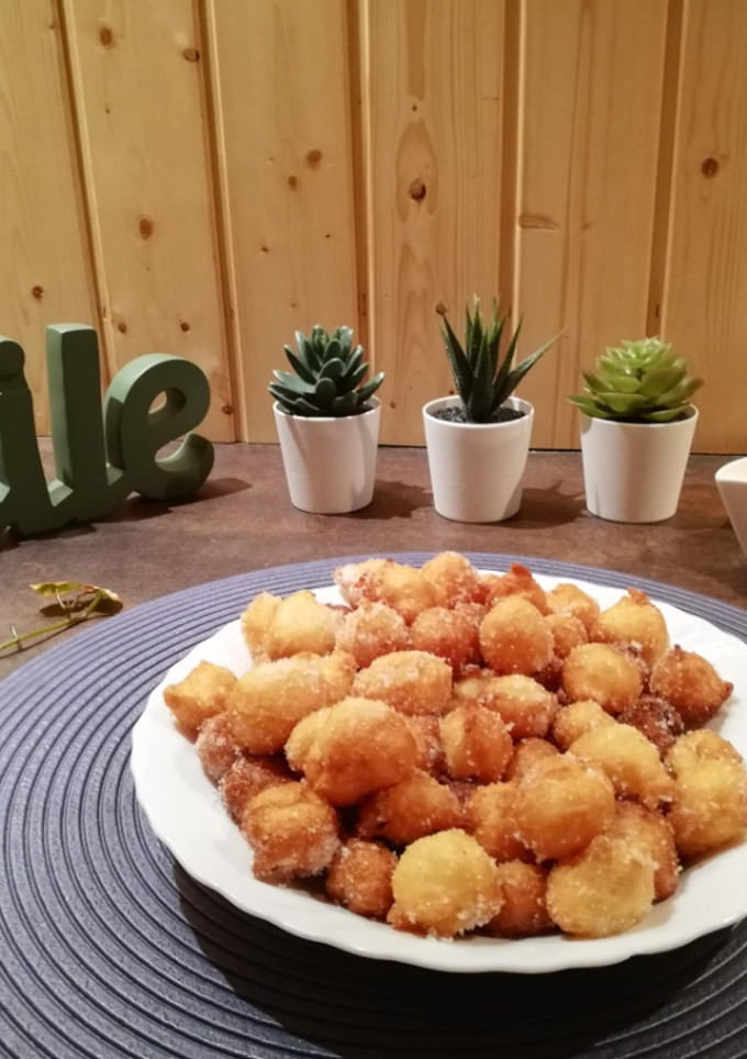 Una foto de Buñuelos de viento sencillísimos