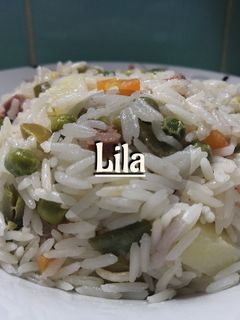صورة لوصفة سلطة ارز بالخضار