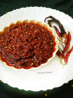 शेजवान चटणी (schezwan chutney recipe in marathi) रेसिपी चे मुख्य फोटो
