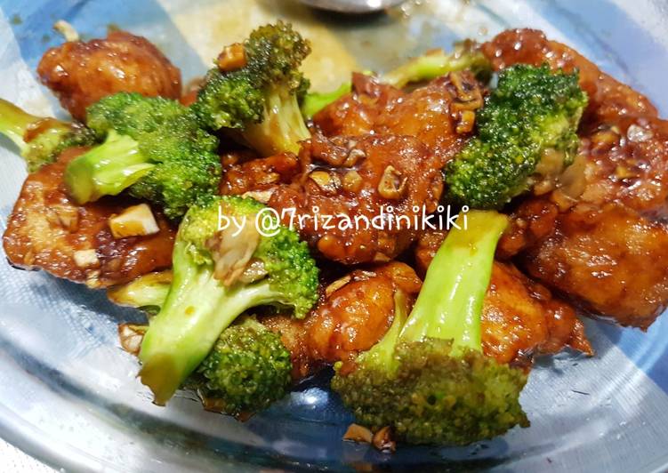 BIKIN NAGIH! Resep Brokoli ayam oriental