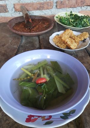 Foto resep Sayur asem bening, pakai mangga muda