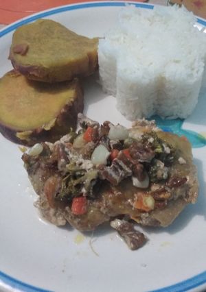 Una foto de Pollo con pecanas