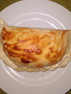 Una foto de Empanada de queso con choclo
