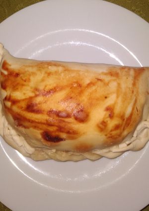 Una foto de Empanada de queso con choclo