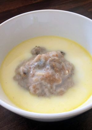 A picture of Sticky Date Pudding.