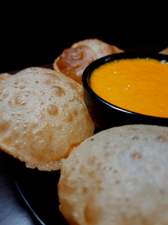 आमरस पूरी (amras poori recipe in Hindi) रेसिपी मुख्य फोटो