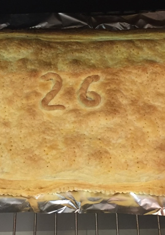 Una foto de Empanada de Champiñones y Atún