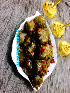 عکسی از دستور دلمه برگ مو