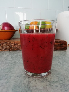 Una foto de Smoothie antioxidante de frutos rojos