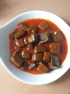 Una foto de Sangre encebollada y tomate