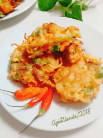 Cara Gampang Membuat Omelet Mie Minie Aning Han Anti Gagal