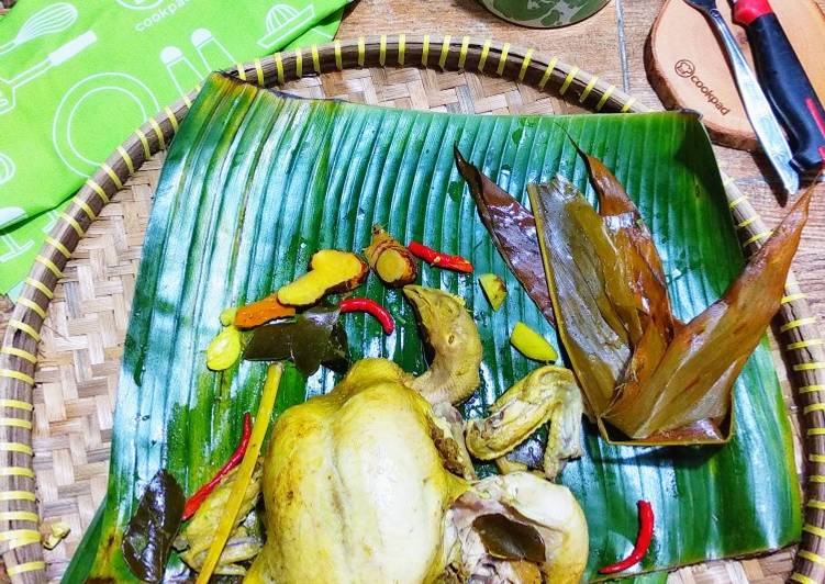 Ayam Utuh Presto Daun Kunyit