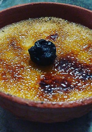 A picture of Vanilla Creme Brulee.