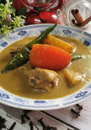 Gambar Ayam masak kurma