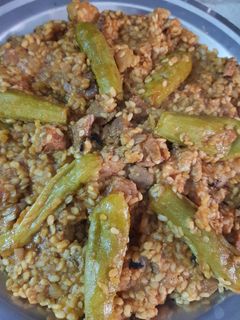 صورة لوصفة برغل باللحم والخضار