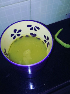 आम पन्ना (aam panna recipe in Hindi) रेसिपी मुख्य फोटो