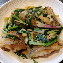 A picture of Braised Yellow Croaker.