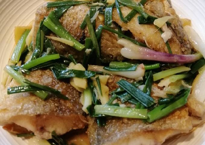 Step-by-Step Guide to Make Super Quick Homemade Braised Yellow Croaker
