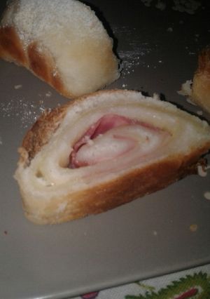 Una foto de Nuevo pancito casero pero relleno